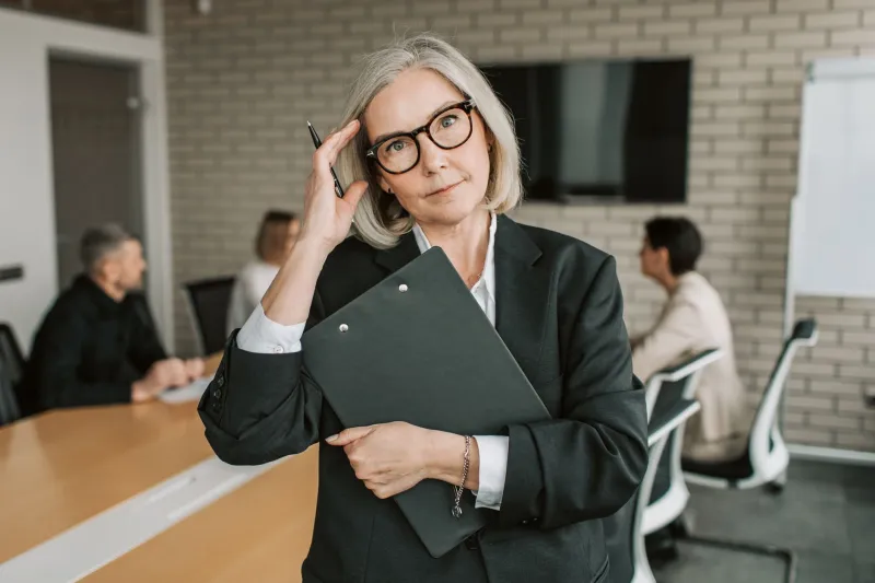 Outsider Advantage: How Career Changers Consistently Underestimate Their Own Competitive Edge